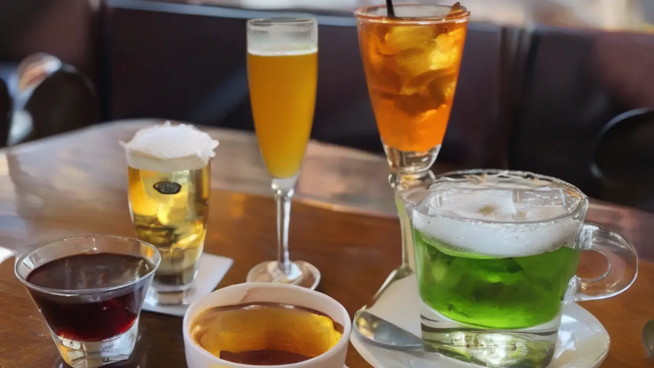 Cafe Trio Happy Hour